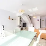 Дом отдыха Queen Коральео