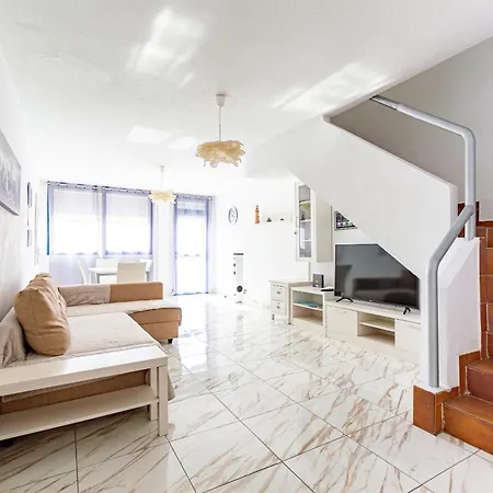 Queen Tatil Evi Corralejo